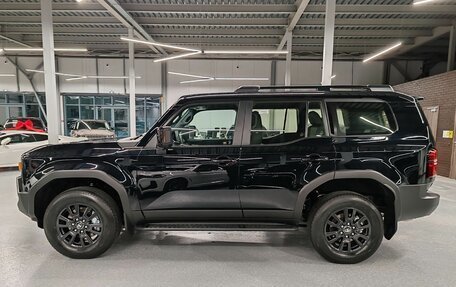 Toyota Land Cruiser Prado, 2024 год, 9 499 000 рублей, 3 фотография