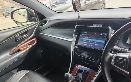 Toyota Harrier, 2015 год, 2 600 000 рублей, 10 фотография