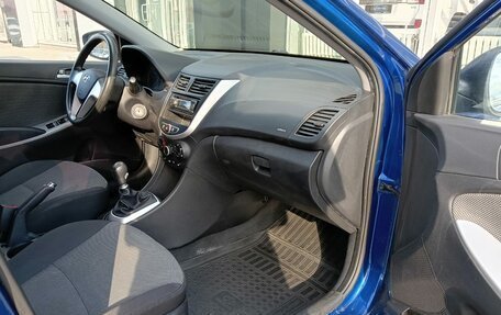 Hyundai Solaris II рестайлинг, 2011 год, 629 000 рублей, 12 фотография