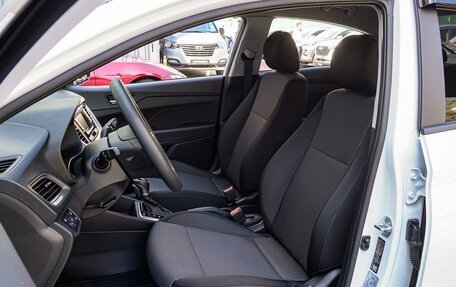 Hyundai Solaris II рестайлинг, 2021 год, 1 645 000 рублей, 10 фотография
