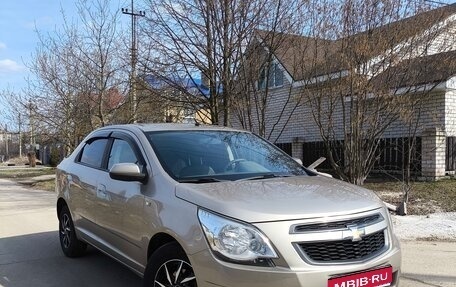 Chevrolet Cobalt II, 2013 год, 650 000 рублей, 1 фотография