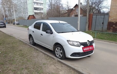 Renault Logan II, 2016 год, 450 000 рублей, 2 фотография