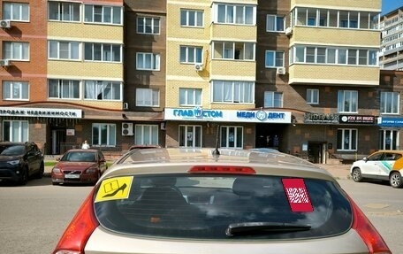 Hyundai Solaris II рестайлинг, 2011 год, 620 000 рублей, 6 фотография
