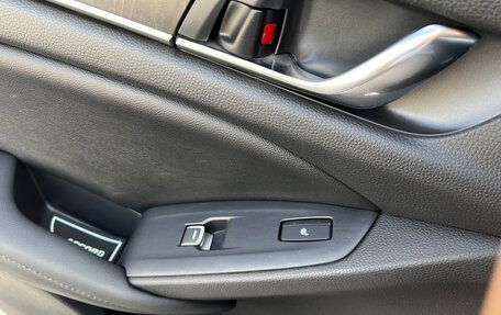 Honda Accord IX рестайлинг, 2019 год, 3 390 000 рублей, 16 фотография