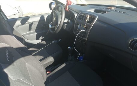 Renault Logan II, 2020 год, 1 420 000 рублей, 4 фотография