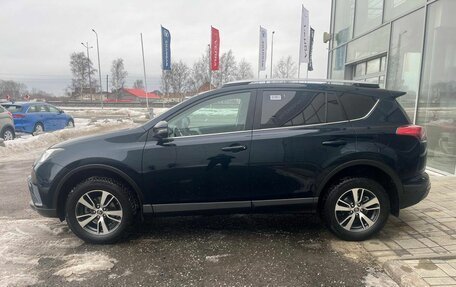 Toyota RAV4, 2018 год, 2 370 000 рублей, 4 фотография