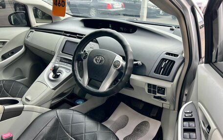 Toyota Prius, 2012 год, 10 фотография