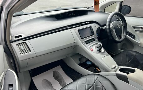 Toyota Prius, 2012 год, 12 фотография