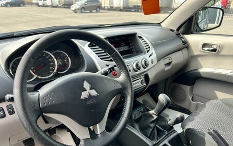 Mitsubishi L200 IV рестайлинг, 2011 год, 1 199 999 рублей, 11 фотография