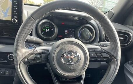 Toyota Yaris Cross, 2021 год, 1 635 000 рублей, 12 фотография