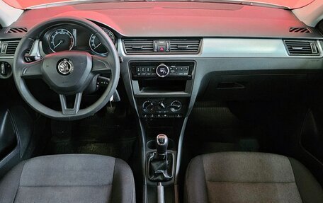 Skoda Rapid I, 2017 год, 945 000 рублей, 10 фотография