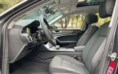 Audi A6, 2024 год, 7 930 000 рублей, 8 фотография