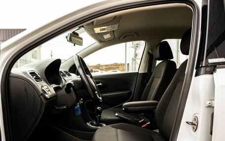 Volkswagen Polo VI (EU Market), 2017 год, 1 089 700 рублей, 12 фотография