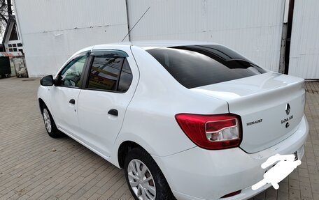 Renault Logan II, 2017 год, 450 000 рублей, 2 фотография