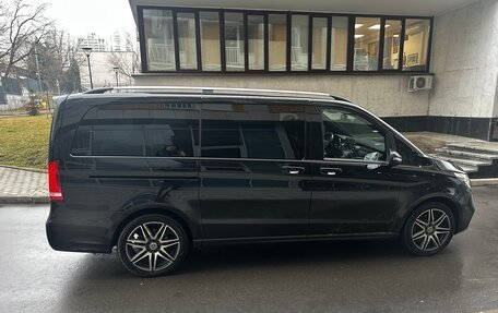 Mercedes-Benz V-Класс, 2018 год, 5 320 000 рублей, 7 фотография