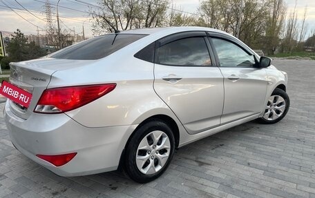 Hyundai Solaris II рестайлинг, 2014 год, 1 200 000 рублей, 4 фотография
