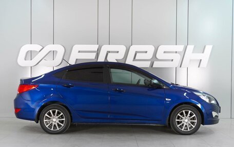 Hyundai Solaris II рестайлинг, 2015 год, 999 000 рублей, 5 фотография