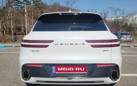 Genesis GV70, 2021 год, 3 430 000 рублей, 5 фотография