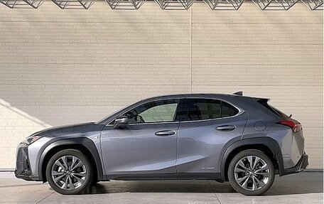Lexus UX I, 2021 год, 2 500 000 рублей, 10 фотография