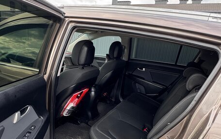 KIA Sportage III, 2010 год, 1 350 000 рублей, 10 фотография