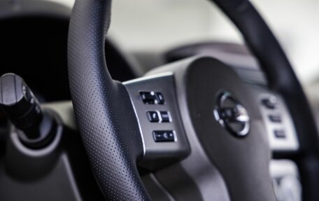 Nissan Navara (Frontier), 2013 год, 2 198 000 рублей, 15 фотография