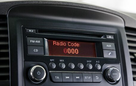Nissan Navara (Frontier), 2013 год, 2 198 000 рублей, 18 фотография