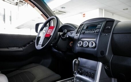 Nissan Navara (Frontier), 2013 год, 2 198 000 рублей, 24 фотография