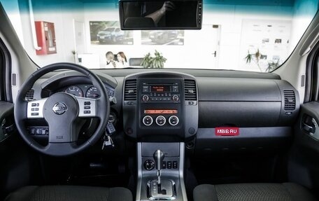 Nissan Navara (Frontier), 2013 год, 2 198 000 рублей, 31 фотография