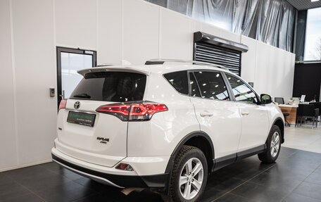 Toyota RAV4, 2016 год, 2 190 000 рублей, 6 фотография