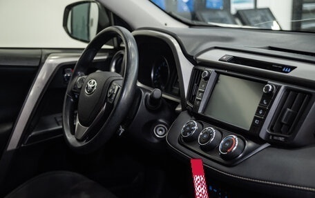 Toyota RAV4, 2016 год, 2 190 000 рублей, 17 фотография