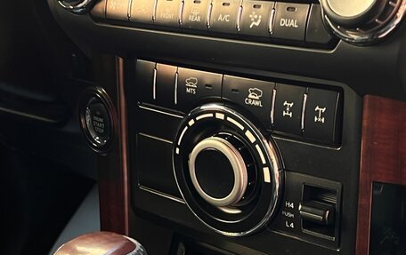 Toyota Land Cruiser Prado 150 рестайлинг 2, 2014 год, 3 445 000 рублей, 25 фотография