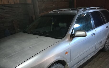 Nissan Primera II рестайлинг, 2000 год, 180 000 рублей, 1 фотография