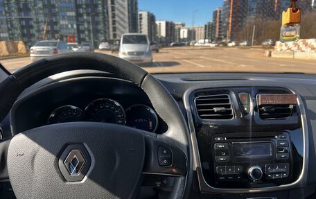 Renault Sandero II рестайлинг, 2015 год, 900 000 рублей, 10 фотография
