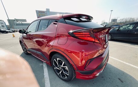 Toyota C-HR I рестайлинг, 2020 год, 2 750 000 рублей, 12 фотография
