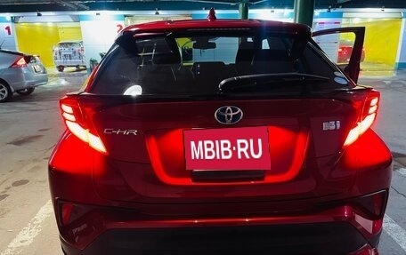 Toyota C-HR I рестайлинг, 2020 год, 2 750 000 рублей, 8 фотография