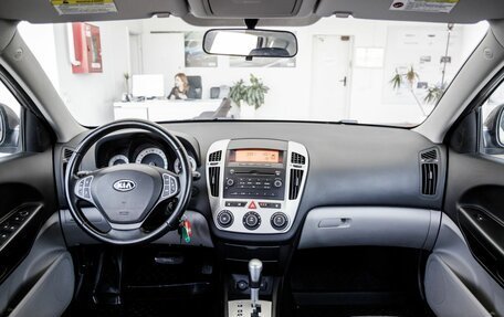 KIA cee'd I рестайлинг, 2009 год, 1 108 000 рублей, 28 фотография