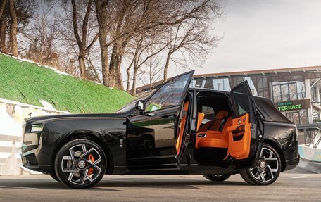 Rolls-Royce Cullinan, 2025 год, 91 000 000 рублей, 11 фотография