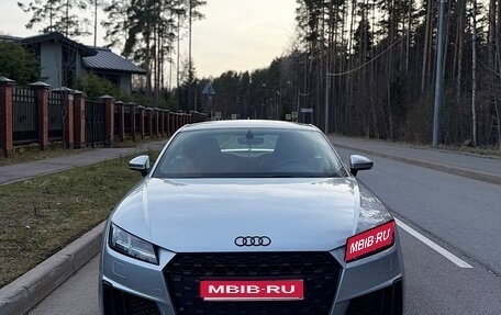 Audi TTS, 2017 год, 3 570 000 рублей, 1 фотография