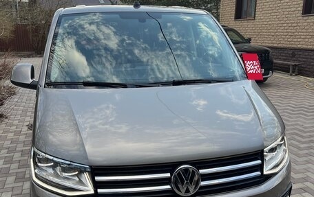 Volkswagen Caravelle T6 рестайлинг, 2019 год, 4 600 000 рублей, 2 фотография