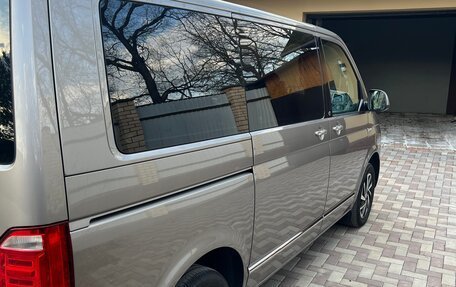 Volkswagen Caravelle T6 рестайлинг, 2019 год, 4 600 000 рублей, 4 фотография