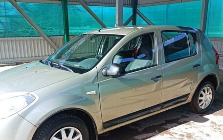 Renault Sandero I, 2012 год, 550 000 рублей, 2 фотография