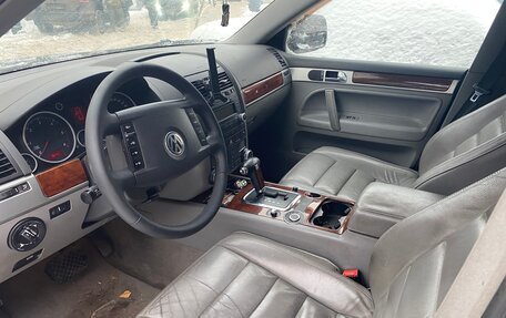 Volkswagen Touareg III, 2005 год, 450 000 рублей, 4 фотография