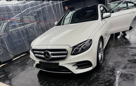 Mercedes-Benz E-Класс, 2016 год, 2 950 000 рублей, 10 фотография