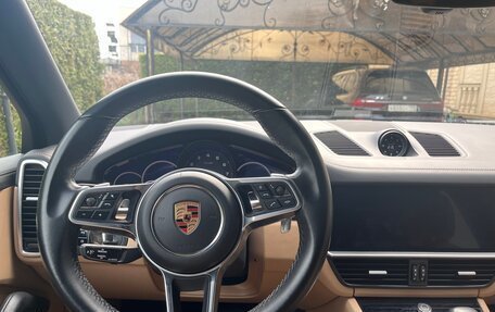 Porsche Cayenne III, 2018 год, 5 800 000 рублей, 8 фотография