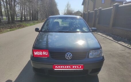 Volkswagen Polo III рестайлинг, 2001 год, 320 000 рублей, 2 фотография