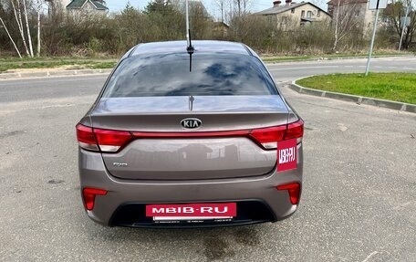 KIA Rio IV, 2018 год, 1 350 000 рублей, 4 фотография