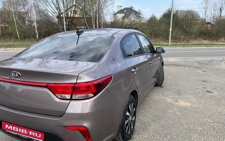 KIA Rio IV, 2018 год, 1 350 000 рублей, 9 фотография