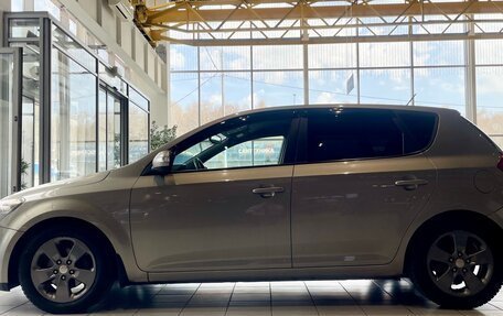 KIA cee'd I рестайлинг, 2010 год, 679 000 рублей, 8 фотография