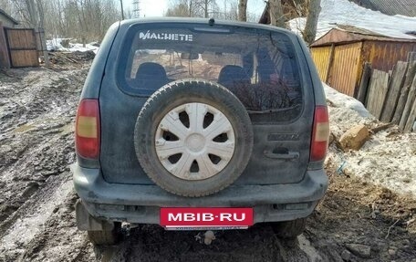 Chevrolet Niva I рестайлинг, 2003 год, 150 000 рублей, 2 фотография
