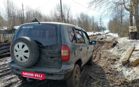 Chevrolet Niva I рестайлинг, 2003 год, 150 000 рублей, 5 фотография